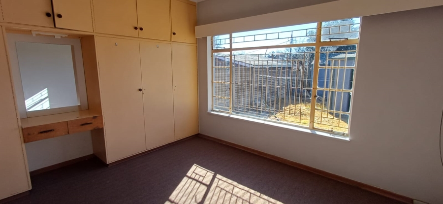 4 Bedroom Property for Sale in Hospitaalheuwel Free State